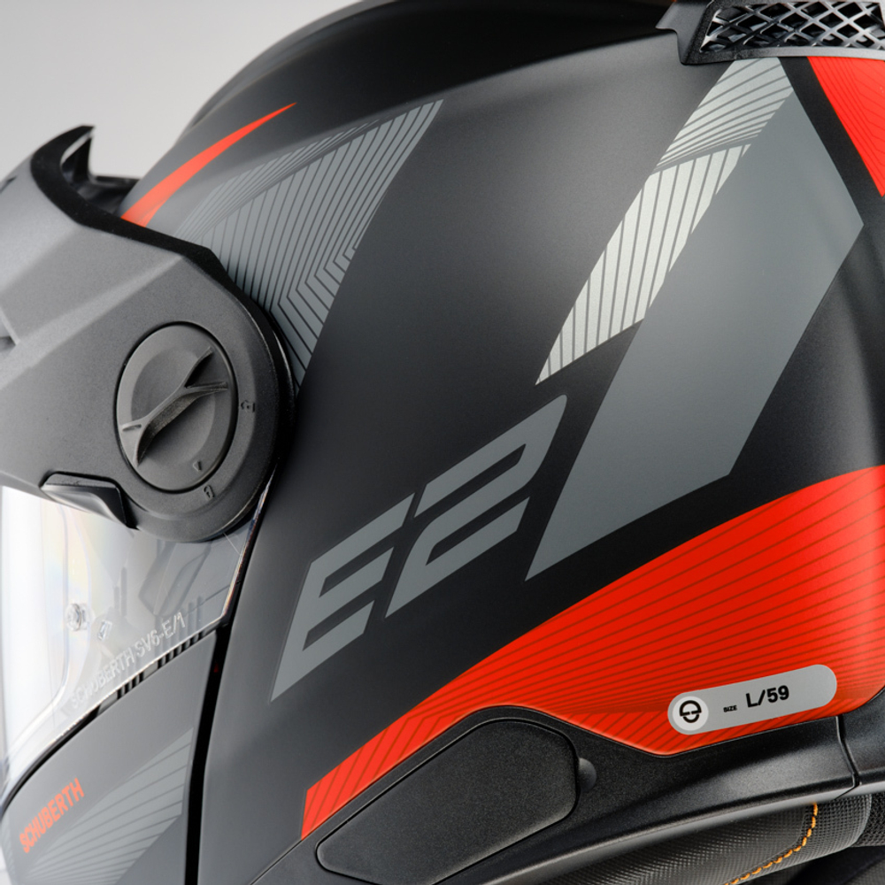 SCHUBERTH E2 DEFENDER RED