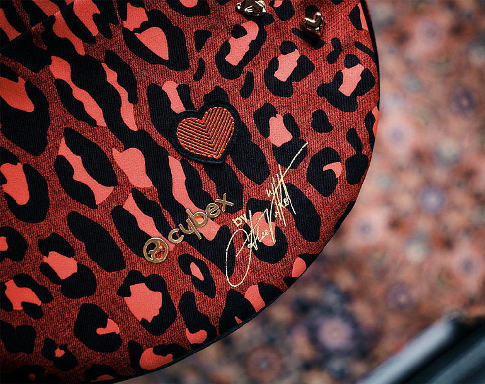 Коляска для новорожденных Cybex Priam IV Rosegold Rockstar