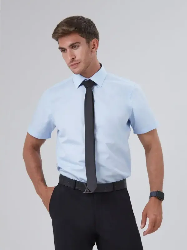 Рубашка приталенная SLIM FIT с коротким рукавом, голубая