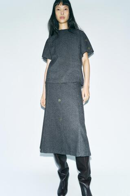 ZARA ТОП ИЗ МЯГКОЙ ТКАНИ С ПУГОВИЦАМИ, СЕРЫЙ С МЕЛАНЖЕВЫМ ЭФФЕКТОМ