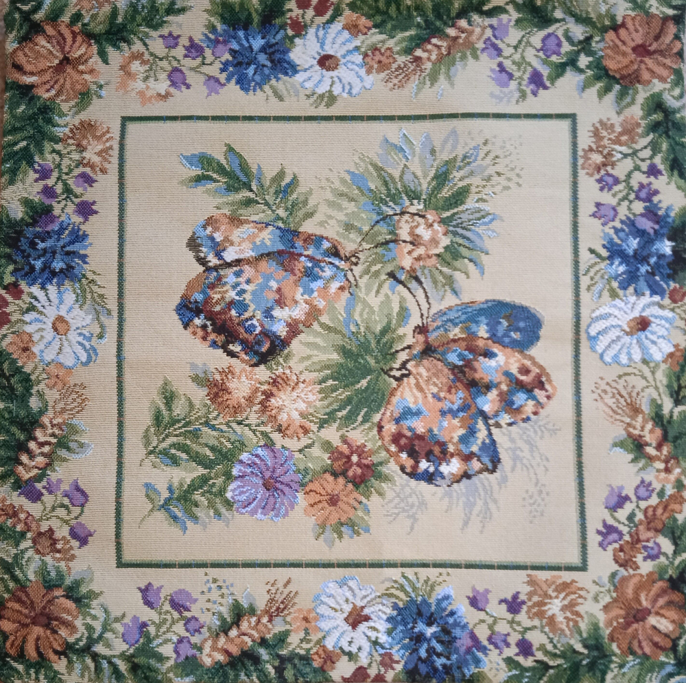 Декоративный гобеленовый чехол Летний зной 47х47