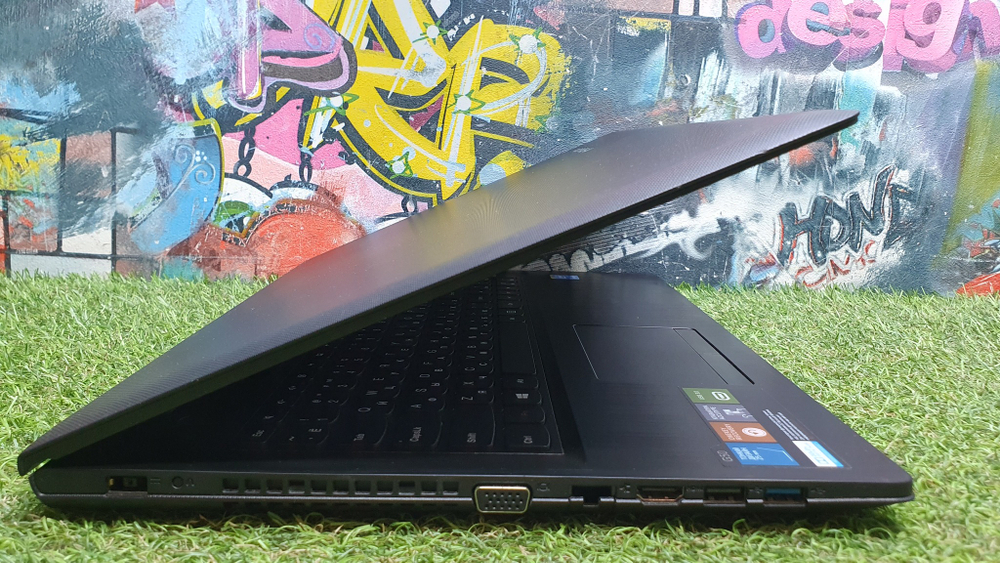 Ноутбук Lenovo Pentium/4Gb