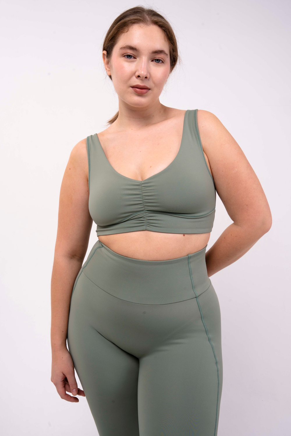 Спортивный топ №22 для небольшой и средней груди