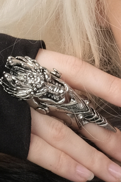 Кольцо «голова дракона»