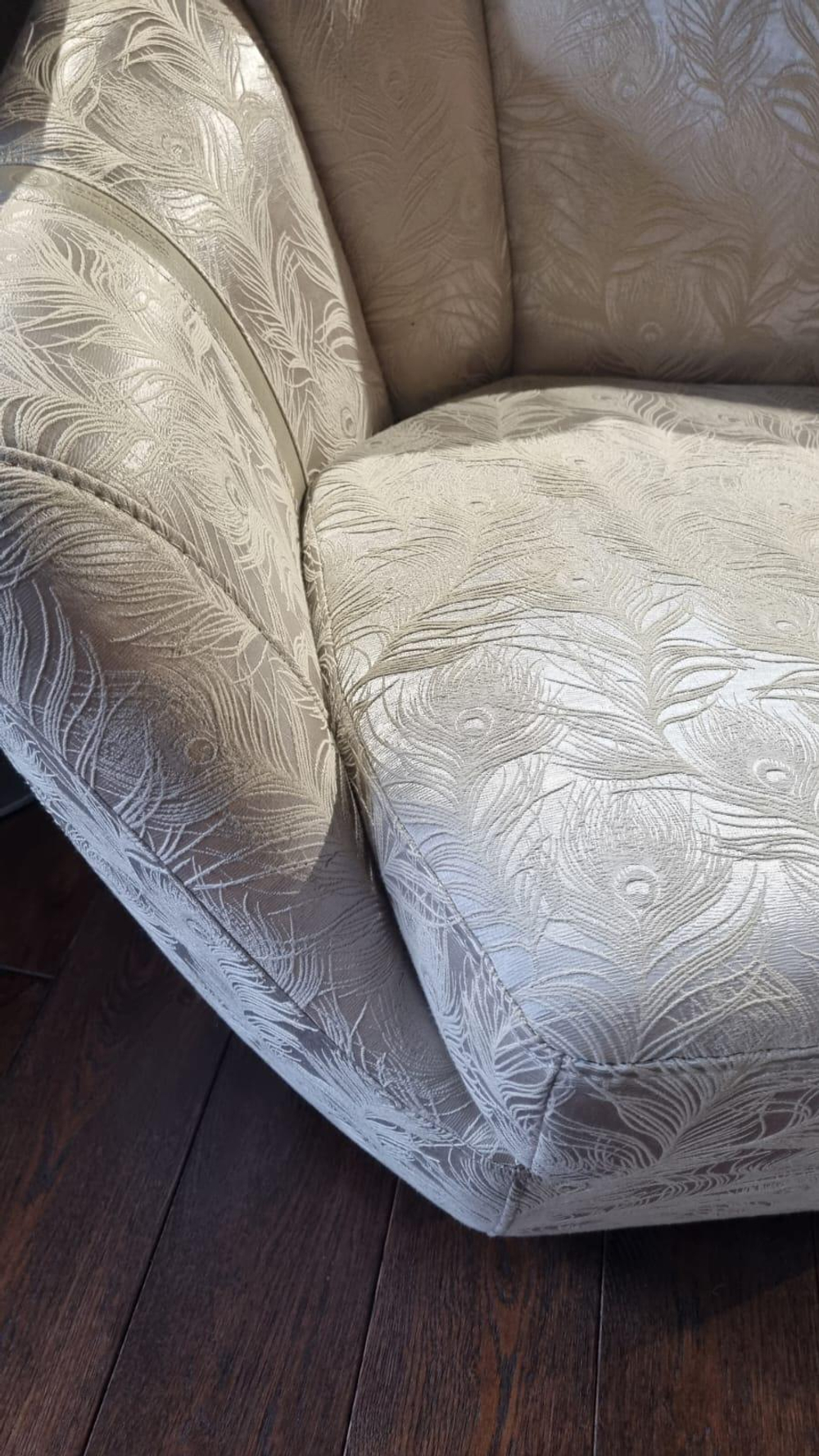 Кресло Кристалл Britannica. Ткань, поворотный механизм.