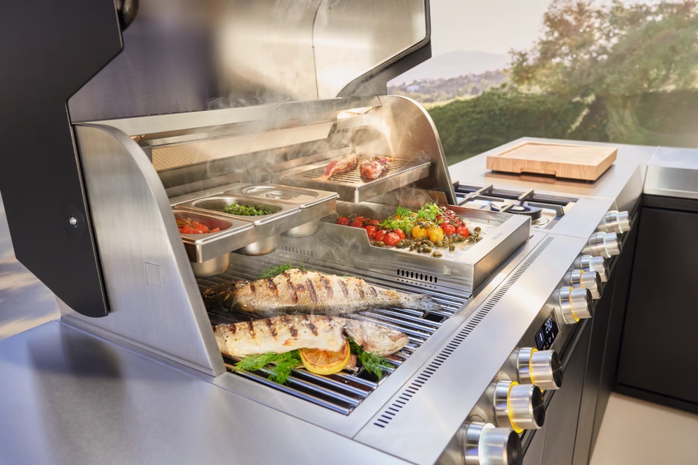 Уличный газовый гриль Miele Dreams – Fire Pro L 4P с полками сталь