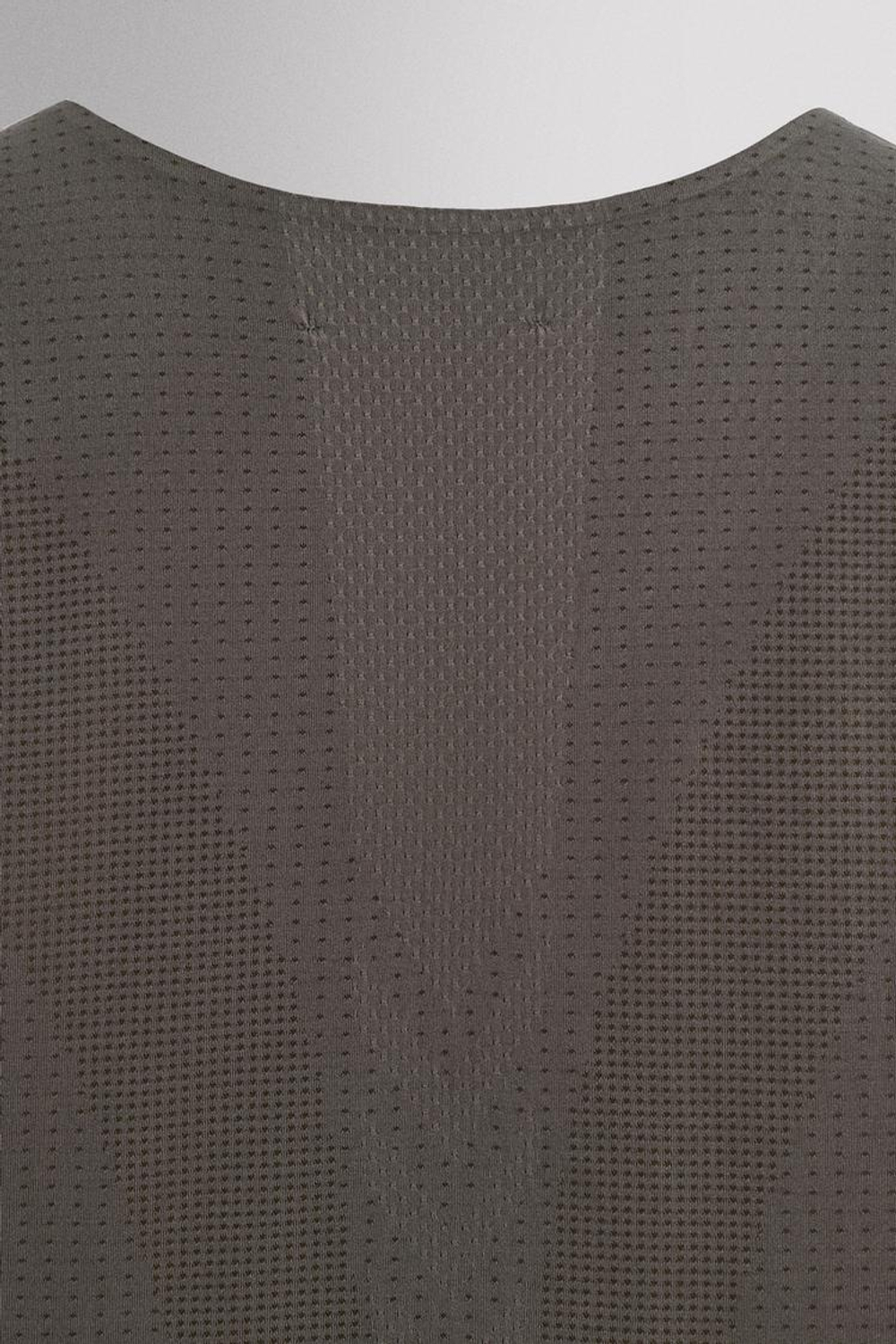 ZARA БЕСШОВНАЯ СПОРТИВНАЯ МАЙКА, СЕРЫЙ