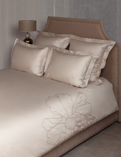 Постельное белье 1,5 спальное Luxberry Peony бежевое