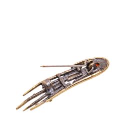 AM-3451 Брошь «Комета Вольфа» (латунь, янтарь)