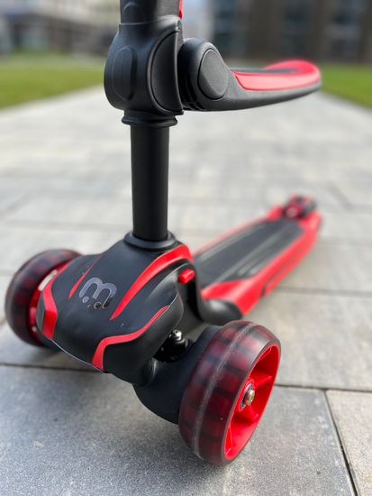 Самокат-беговел со светящимися колёсами 3 в 1 Scooter Micar Moby Black-Red