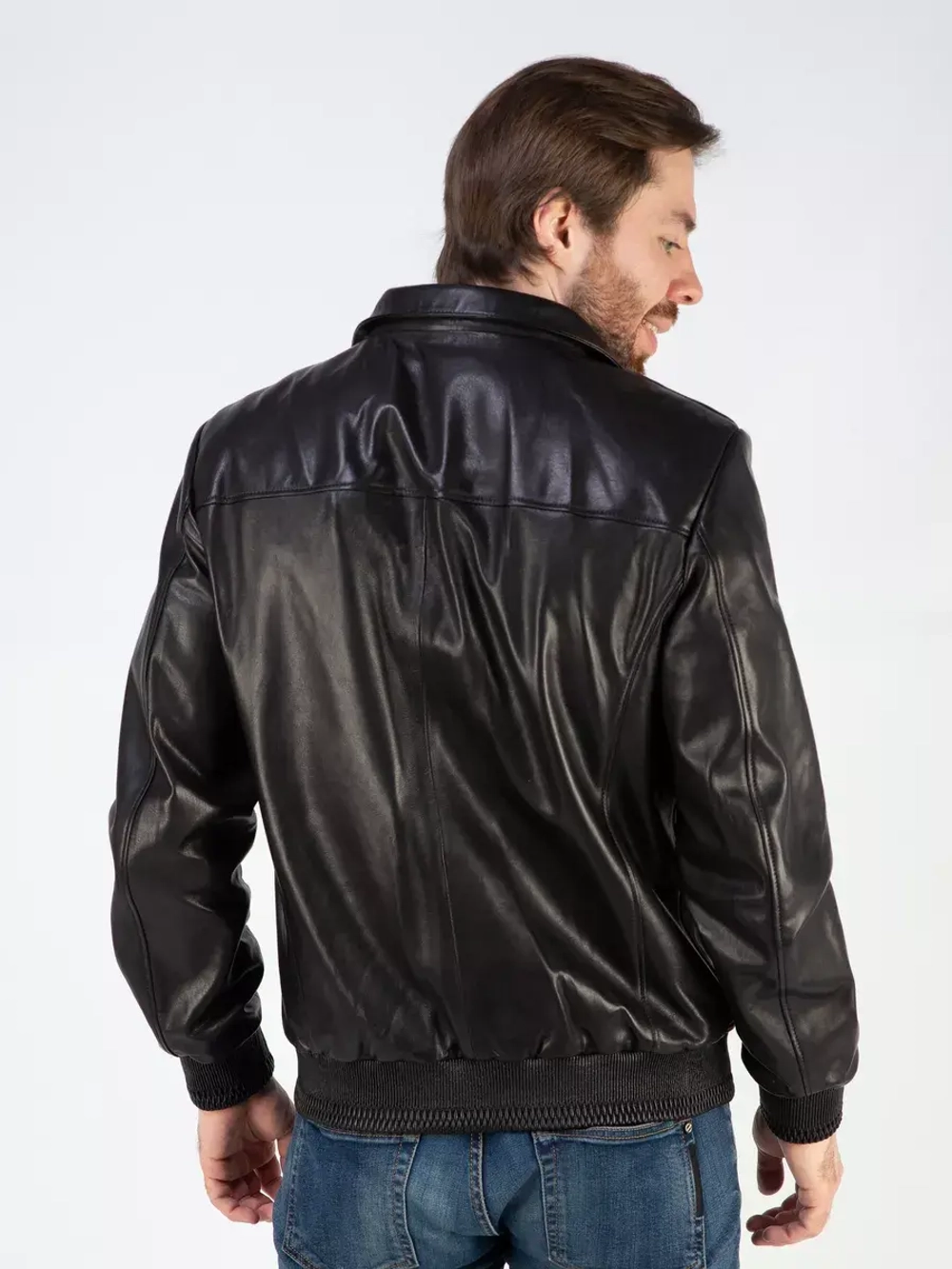 Кожаная куртка демисезонная с капюшоном