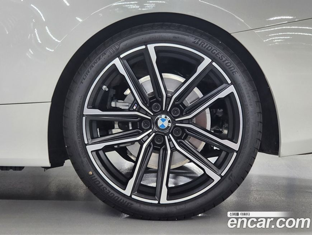 BMW 4 Series (G22) 420i M Sports Coupe (10.2023)