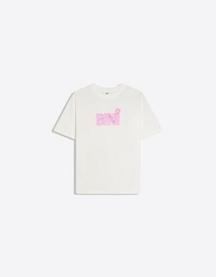 BERSHKA Футболка оверсайз с принтом BINI, белый