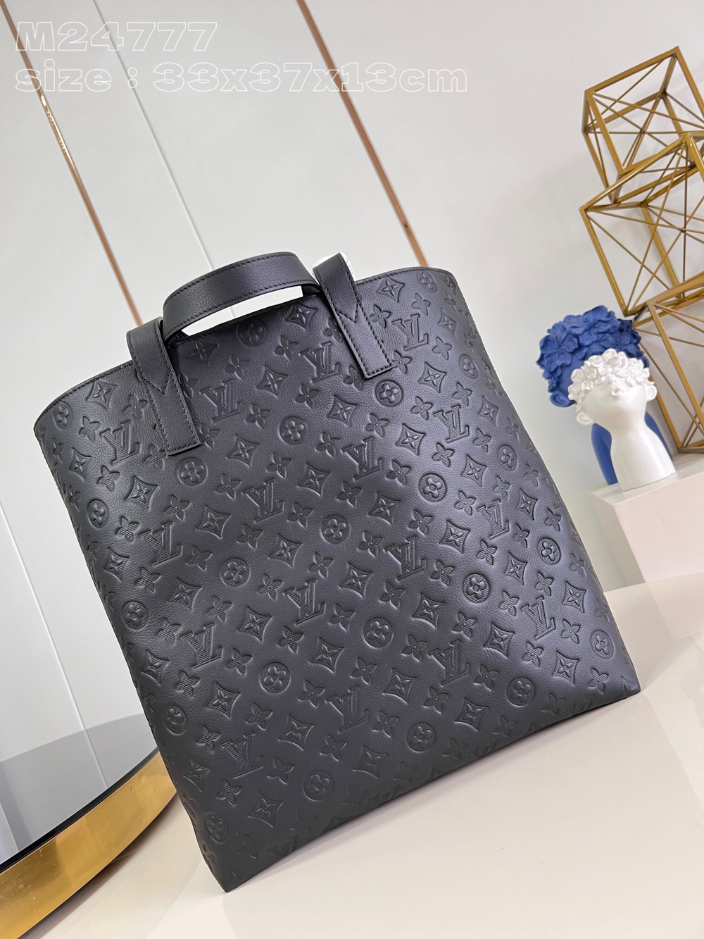 Louis Vuitton Excursion Tote