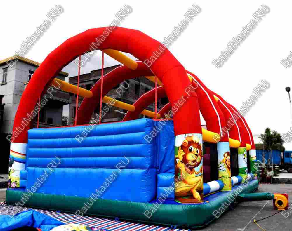 Коммерческий надувной батут "Зверята с крышей" 14*8*6 м