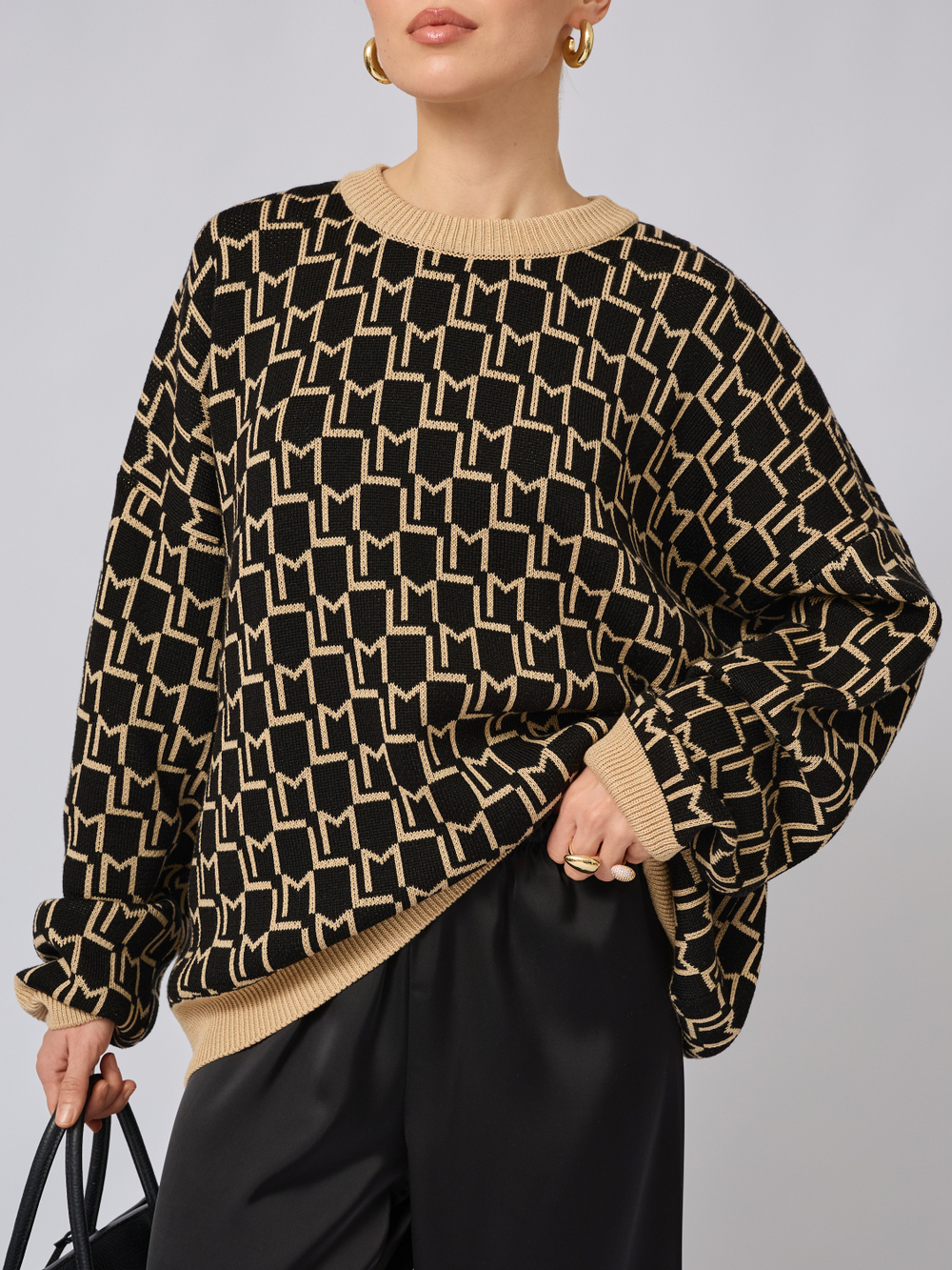 Джемпер оверсайз с логотипом "ML"