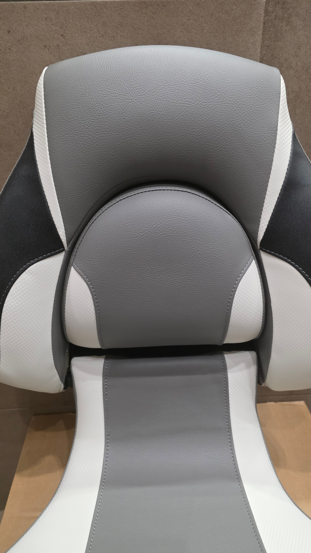 Кресло судовое в лодку аналог Attwood Centric X Tour