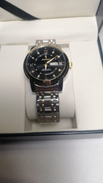 Часы наручные мужские кварцевые