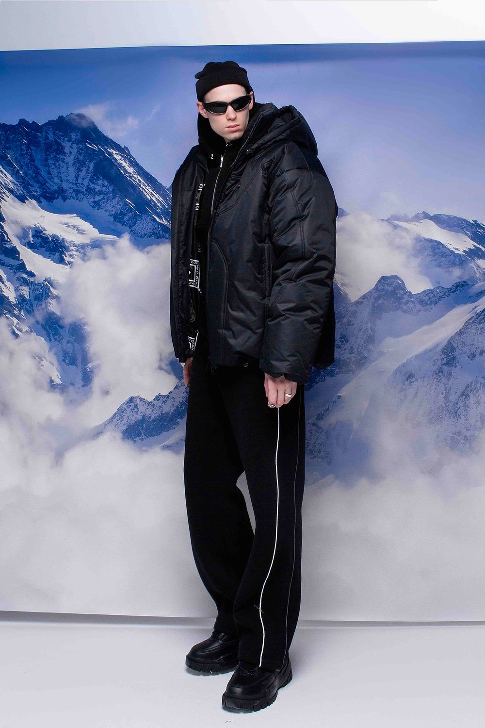 Пуховик VNVA NAO-2 Dark