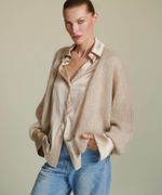 Блуза на пуговицах