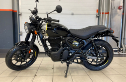 Royal Enfield 350 Hunter (Rebel Black)