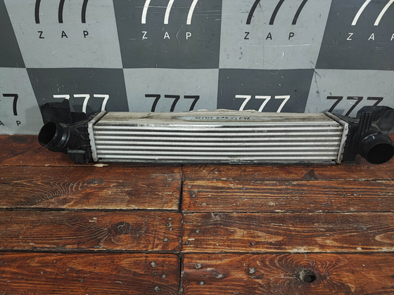 Интеркулер BMW X1 F48 / Mini F55 F60 Б/У Оригинал 17517617597
