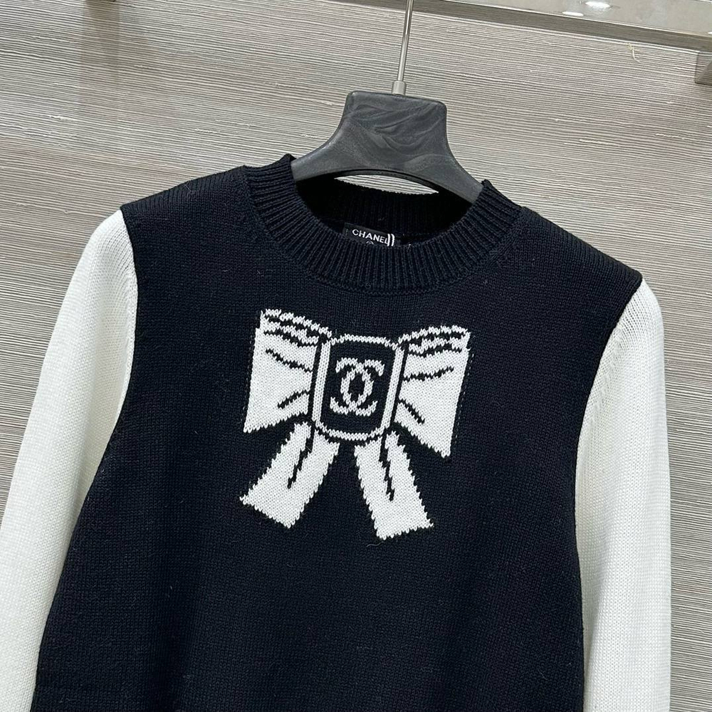 Свитер CHANEL