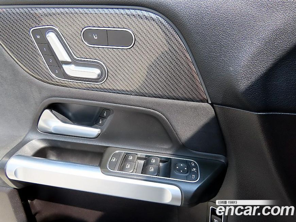 Mercedes-Benz GLB-Class X247 GLB250 4MATIC (11.2020)