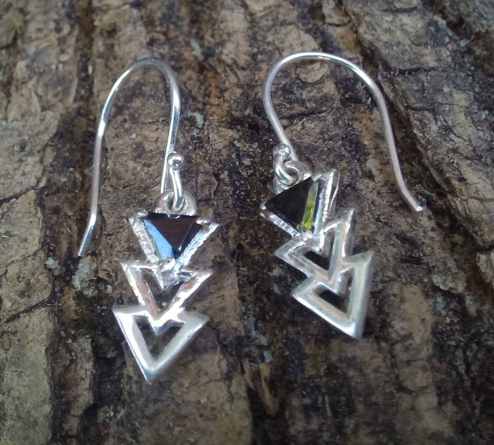 Серьги СТРЕЛА, серебро/оникс