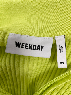 Платье Weekday