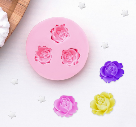 Силиконовый молд Доляна «Три малых розы», 4,5 см, цвет розовый