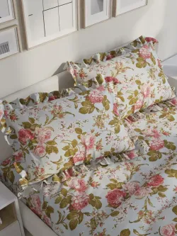 Декоративная наволочка с рюшами, оборками "Прохоровская роза(новая)" 40х60 см, 1 шт, без молнии