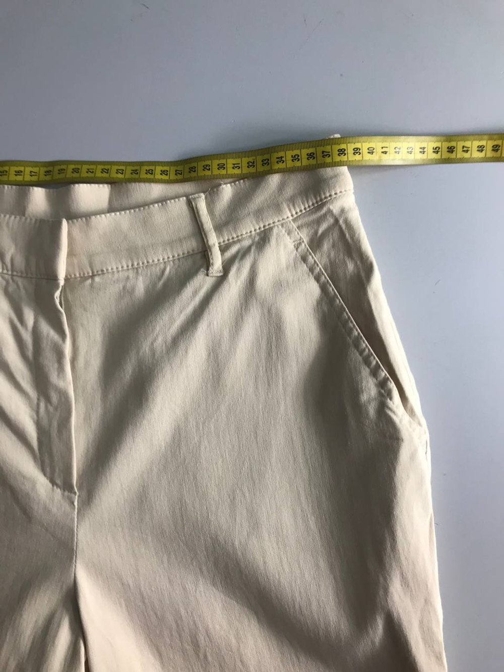 Брюки Marks&Spencer светлые, маркировка 12, визуально на 50 размер