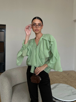 Блуза с рюшами в стиле бохо