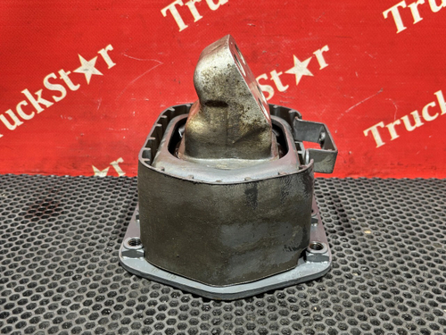 Подушка двигателя задняя