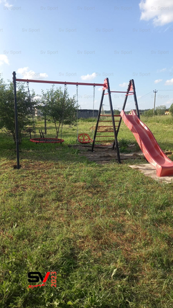 Монтаж уличных качелей Sv Sport с горкой
