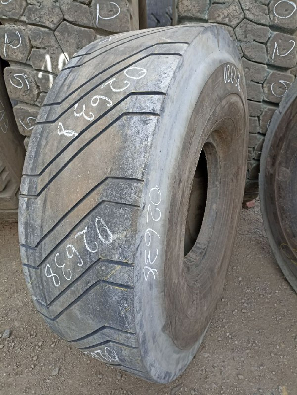 18.00R25 Bridgestone VSMS шина б/у
