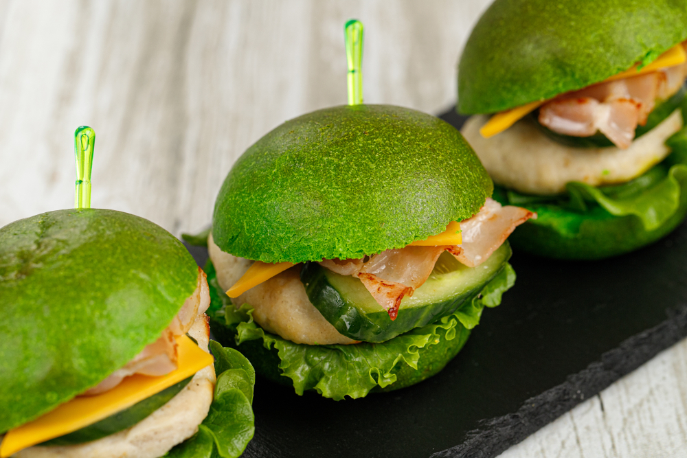 Мини бургер с индейкой и беконом