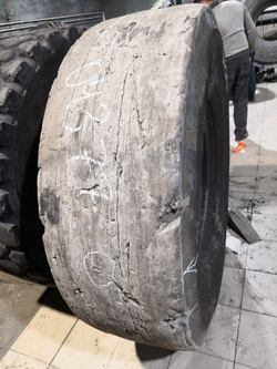 18.00R25 Bridgestone VSMS шина б/у