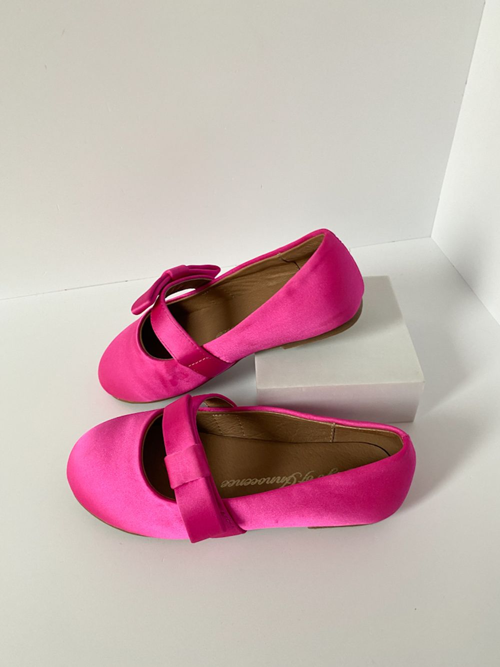 Текстильные туфли Age of Innocence, 28