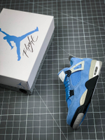 Air Jordan 4 University Blue