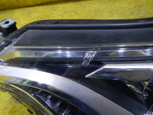 Битая Фара левая Toyota Rav 4 CA40 (2015-2019) LED
