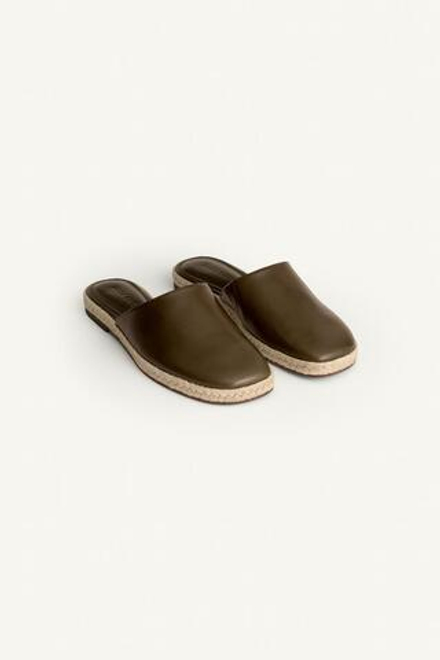 ZARA КОЖАНЫЕ МЮЛИ НА ПЛОСКОЙ ПОДОШВЕ, ЗЕЛЕНЫЙ ХАКИ