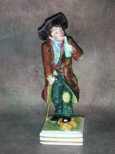 Статуэтка. Фарфор. Бродяга с бутылкой. Volkstedt. Германия