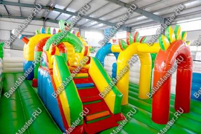 Коммерческий надувной батут "Радужный город" 12*6*3 м