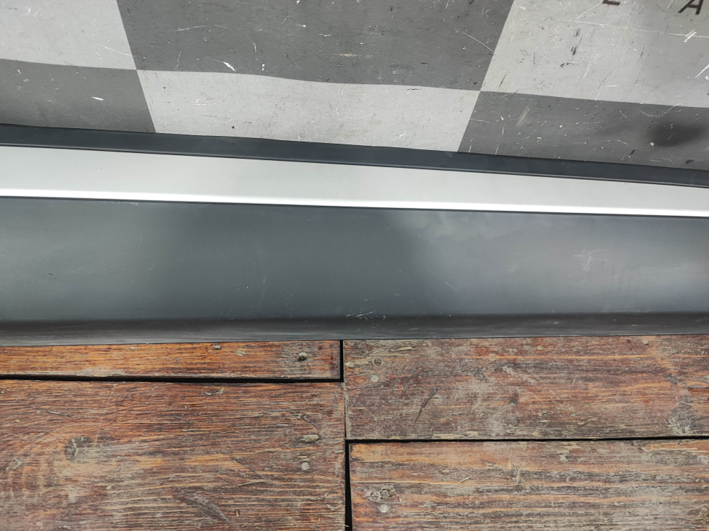 Накладка двери передней правой Exeed RX 23-нв Б/У Оригинал 609001539AA