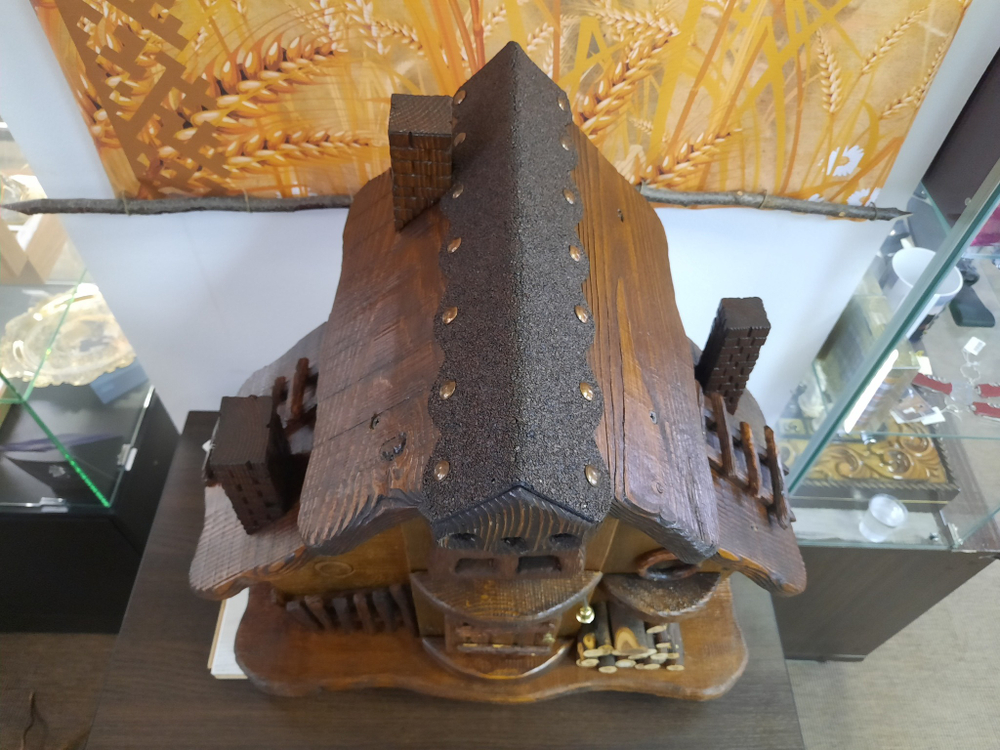 Скворечник, сосна