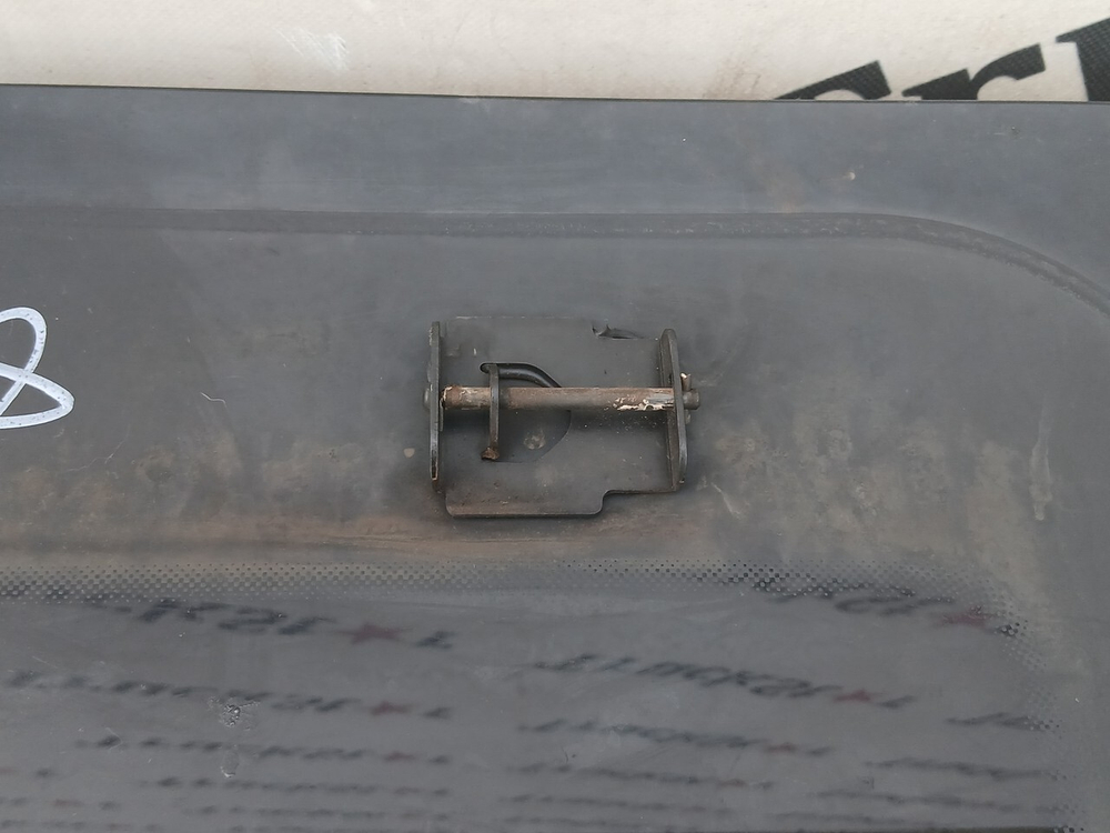 Стекло механического люка