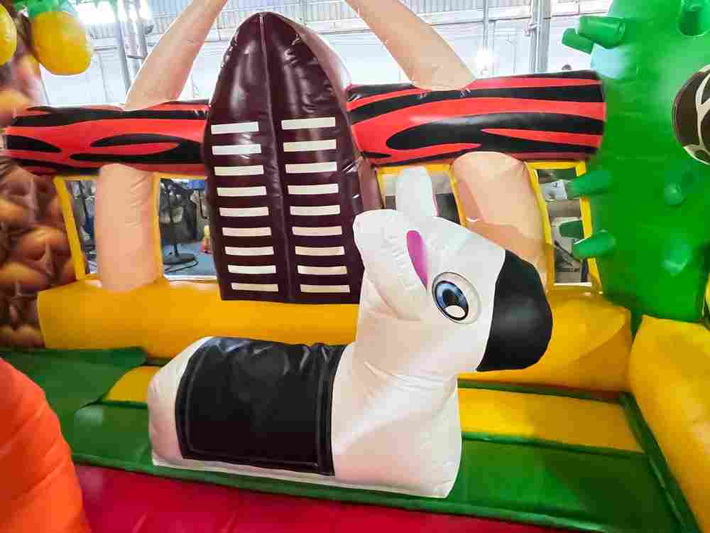 Коммерческий надувной батут «Сафари Ультра 2», 8*5*5 м.