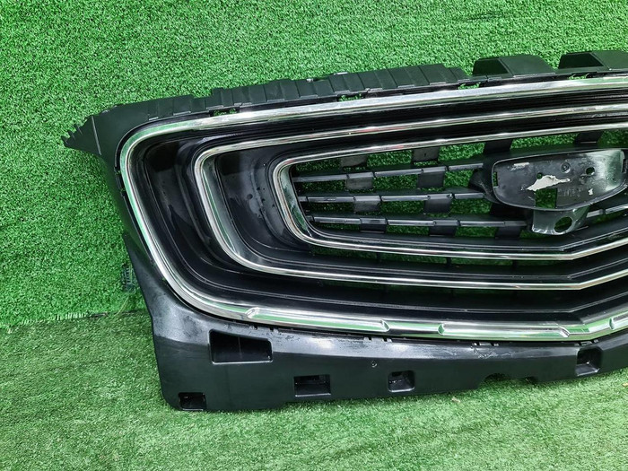 Решетка радиатора Geely Atlas Pro (2021-н.в.)